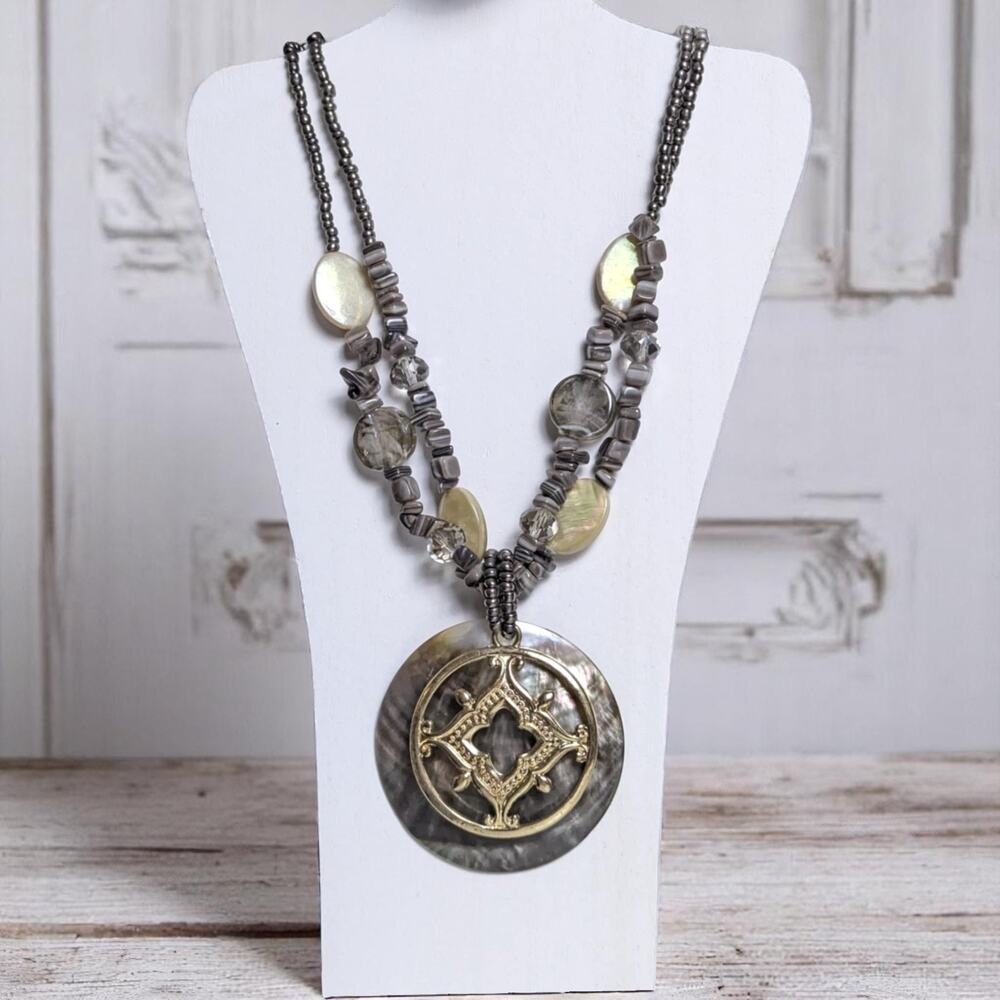 Gorgeous JULES B. Mother Pearl Gold Design Medallion Gray Beads Necklace